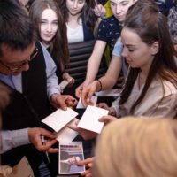 В Первой школе 18 апреля встречали знаменитого режиссера Егора Кончаловского