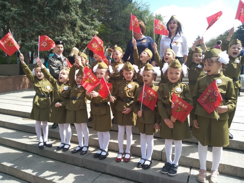 Парад дошкольников в Пятигорске